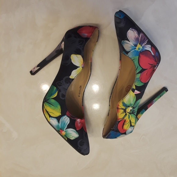 Redkiss Shoes - RedKiss Sweet Flower Heels